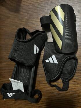 Ip3996 Adidas Protectors Football Soccer Shin Guards Tiro Sg Mtc Jr Ip3996. Small