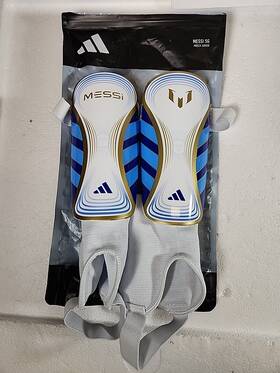 Is5599 Adidas O2963 Protectors Messi New Youth Med Shin Guard Soccer Football