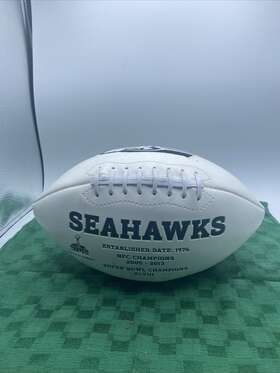 Ecbs118 Jarden Sports Seattle Seahawks Football Full Size Display Ball Super Bowl Xlviii Champions