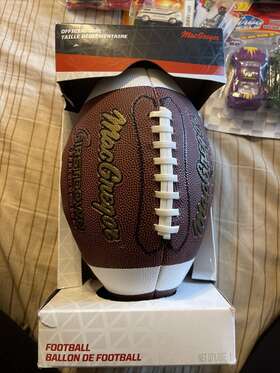040-0003 Macgregor 1st Down Offical Size Football With Tee New In Box Regent Sports