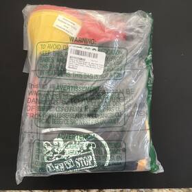 Mattys Toy Stop 43224-4215 Deluxe 14-man Flag Football Set With Belts Cones Beanbag And Storage Bag