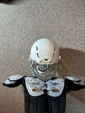 Schutt 2019-modle Xenith Football Helmet And Shoulder Pads