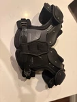 Xenith Flyte 2 Td Youth Football Shoulder Pads Medium Size With Low Back. Fixed Price $70.00.