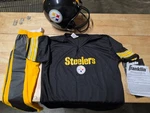 Pittsburgh Steelers Nfl Franklin Youth Uniform And Helmet Set Large. Fixed Price $39.99.