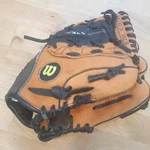 Wilson 10" T-ball Baseball Glove Split Hinge Pro Crown Web A1805 3 Rht. Fixed Price $8.95.