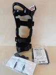 Bledsoe Axiom Knee Brace Size Medium Right Leg New. Fixed Price $45.00.
