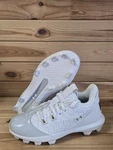 Size 3.5Y Under Armour Harper 9 Jr Baseball Cleats White 3027453-100. Fixed Price $39.96.