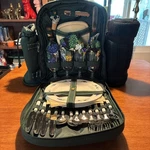 Picnic Ascot Original Backpack For 4 Green Wine Insulated. Fixed Price $40.00.