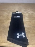 Under Armour Ua Undeniable Skill Football Towel. Fixed Price $17.99.