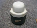 1994 Oakland Athletics A's Coleman Green / White Thermos 5516. Fixed Price $13.50.