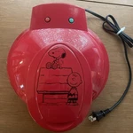Smart Planet Waffle Maker Peanuts Snoopy & Charlie Brown. Fixed Price $22.50.
