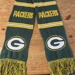Green Bay Packers Scarf Forever Collectibles Winter 60 Fringe Nfl Gold. Fixed Price $14.99.