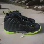 Size 6Y Nike Little Posite One (gs). Fixed Price $100.00.