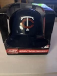 Minnesota Twins Mlb Rawlings Replica Mini Helmet Autograph Pen Display Stand. Fixed Price $20.00.