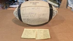 1963 New York Giants Signed Spalding Pacesetter Lee Grosscup Model 27 Signatures. Fixed Price $250.00.