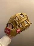 Rawlings PRO5HCS Gold Glove Soft Series. Fixed Price $140.00.