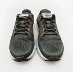 Kids 3.5 Y Under Armour Charged Rogue Green Mesh Running Sneakers Athletic Shoes. Fixed Price $9.00.