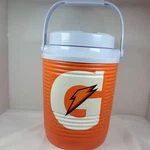 Gatorade Personal Gallon Water Jug By Rubbermaid 156A Cooler Made In Usa Nwot. Fixed Price $19.99.