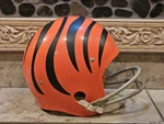 Vintage Rawlings Cincinnati Bengals Football Helmet Great Condition Medium. Fixed Price $55.00.