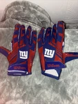 Nfl New York Giants Receivers Football Gloves By Wilson. Fixed Price $35.50.