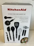 New Kitchenaid KE447BXOBA Black Tool And Gadget Cooking 15-PIECE Set Spatula. Fixed Price $37.95.