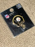 Pittsburgh Steelers Nfl Helmet Wincraft Pin. Fixed Price $13.20.