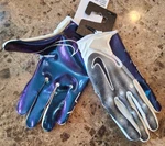 Nike Vapor Jet 7.0 Adult Receiver Football Gloves, N.100.7031.125, Nwt. Fixed Price $39.99.